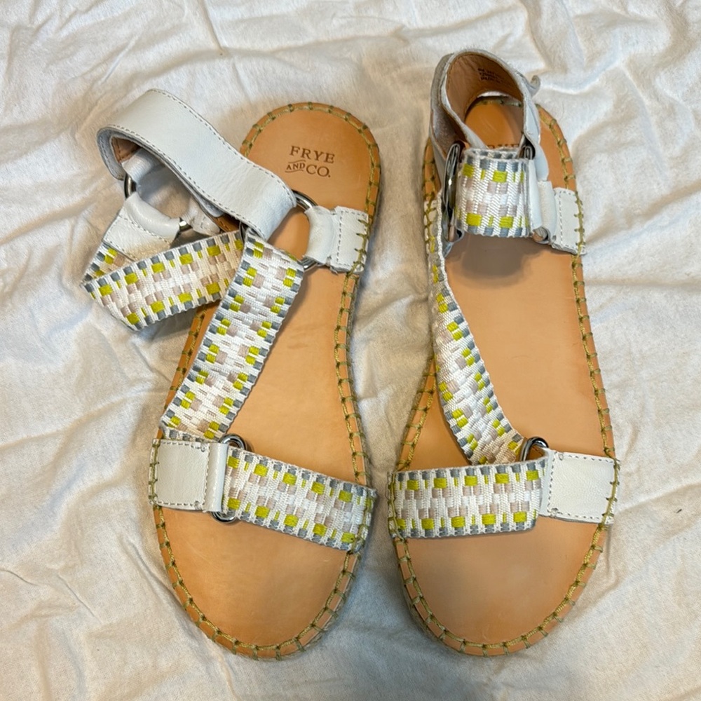 Frye Women's White and Yellow Sandals